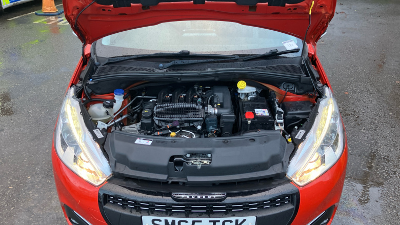 Peugeot 208 1.2 PureTech 82 Allure 5dr Petrol Hatchback